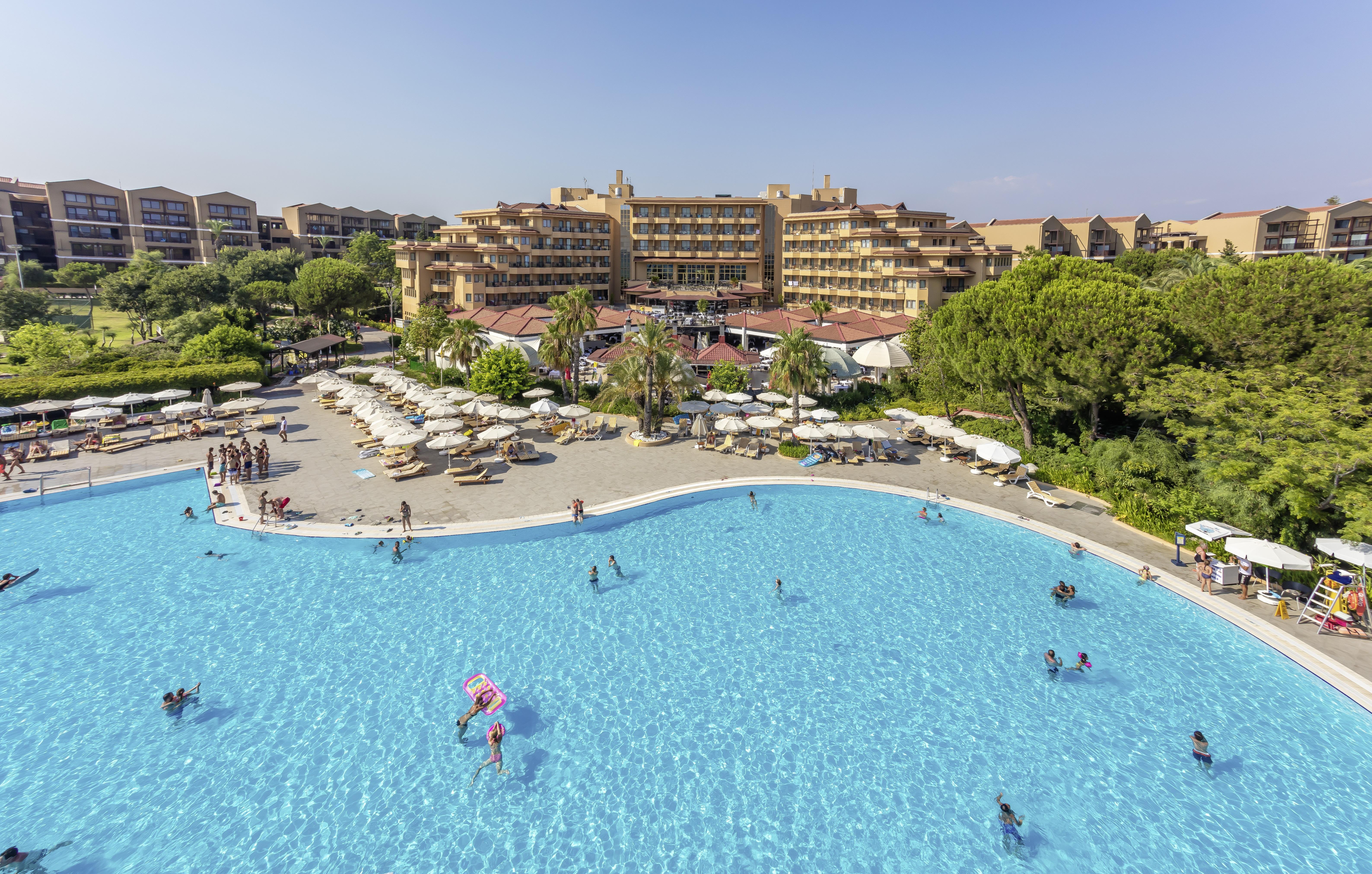 Asteria Family Resort Belek アンタルヤ エクステリア 写真 The resort's main pool
