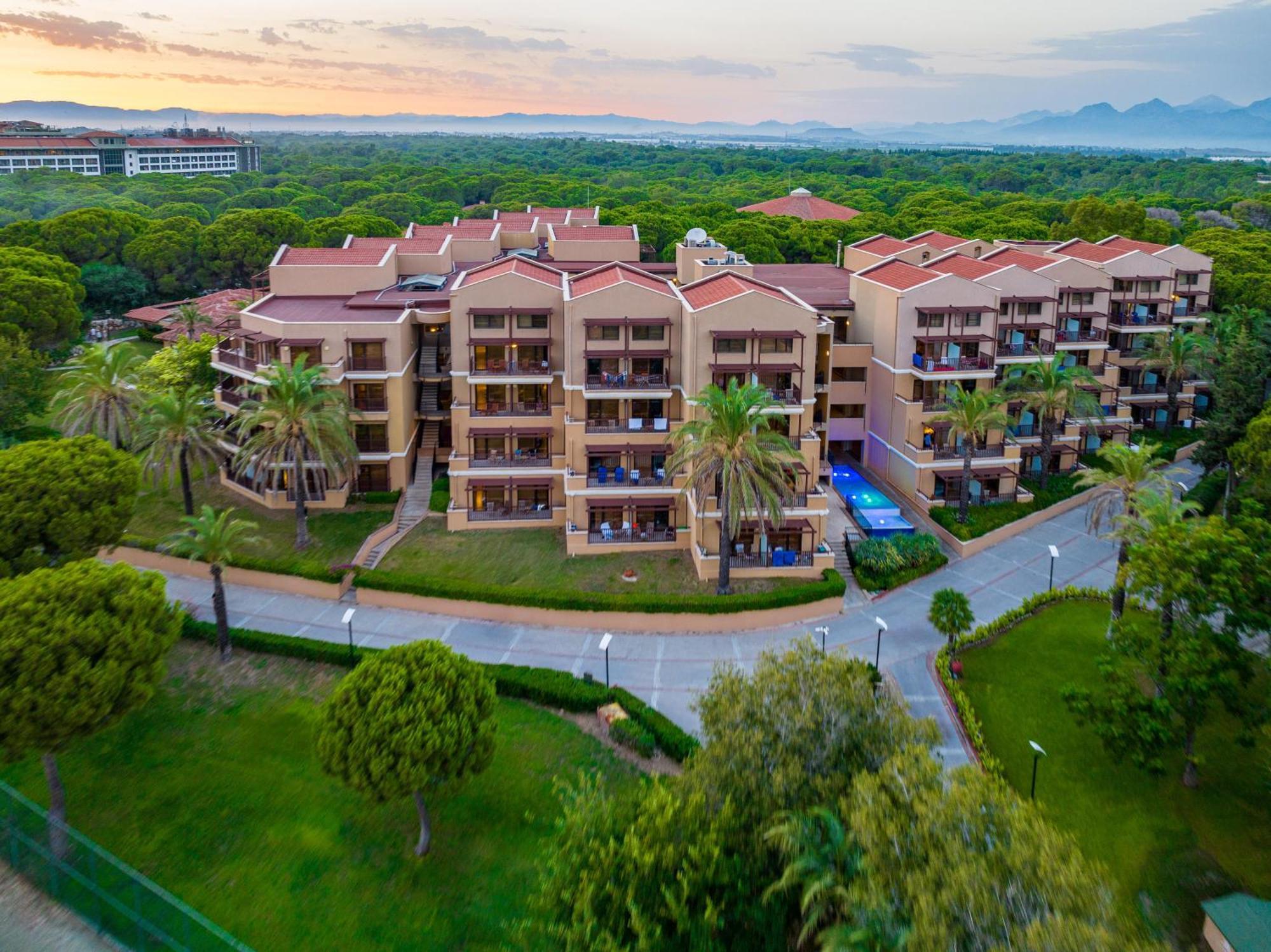 Asteria Family Resort Belek アンタルヤ エクステリア 写真 The Village