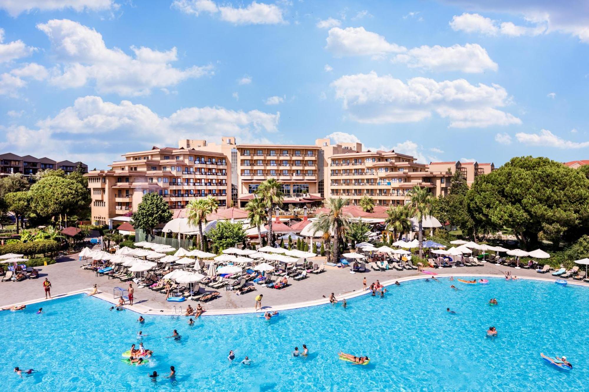 Asteria Family Resort Belek アンタルヤ エクステリア 写真 The resort's main building
